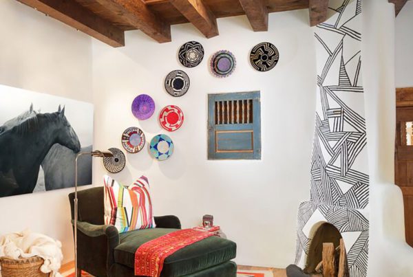 Adding a decorative accent to your southwestern home decor are these mexican woven baskets. These inventive wall decor liven up even the most drab area of your home with its vibrant, rainbow-colored contents!